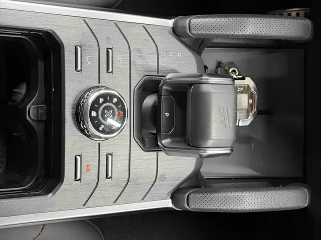 Jetour T2 — Фото автомобиля 20