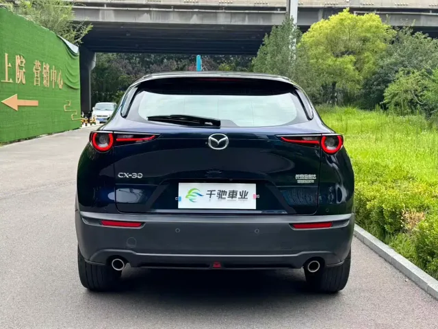 Mazda CX-30 — Фото автомобиля 15