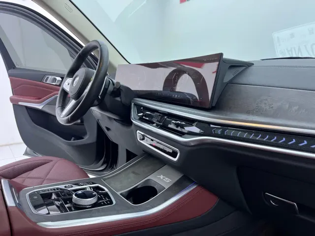 BMW X5 — Фото автомобиля 14