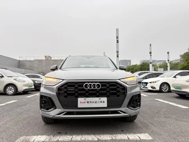 Audi Q5L — Фото автомобиля 2