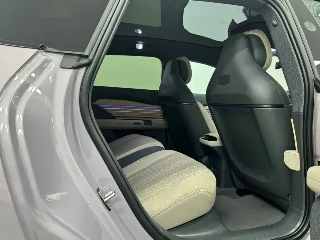 Audi E5 Sportback — Фото автомобиля 13