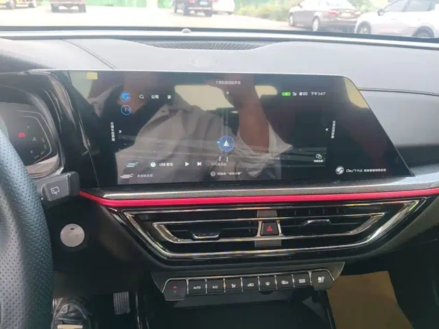 Changan Oushang X5 — Фото автомобиля 12