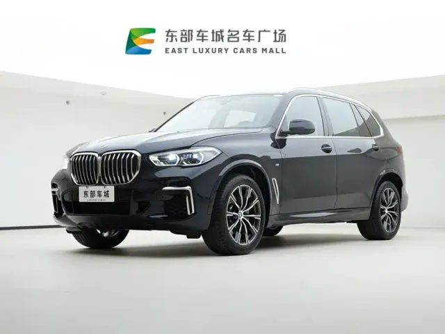 Фотография автомобиля — BMW X5