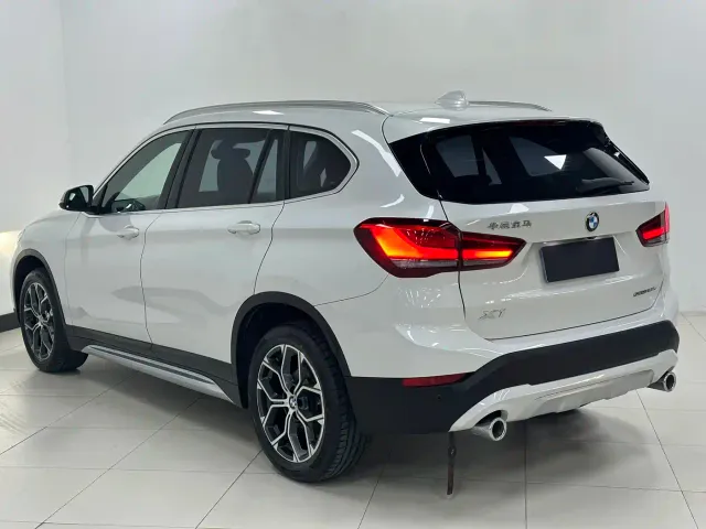 BMW X1 — Фото автомобиля 6