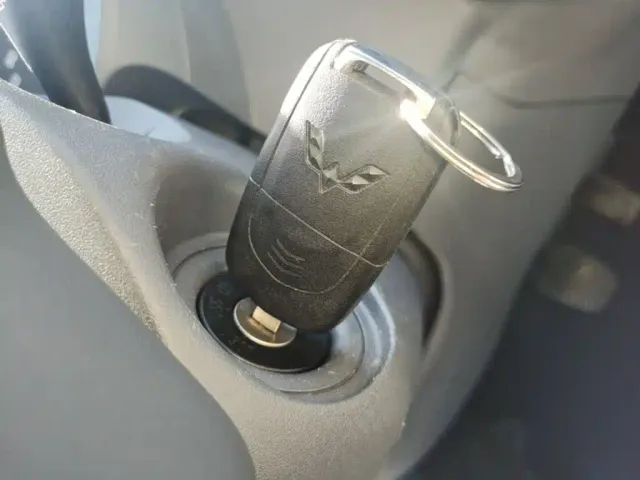 Wuling Motors Wuling Yangguang 2024 300KM Comfort Bus Version 75kW — Фото автомобиля 8