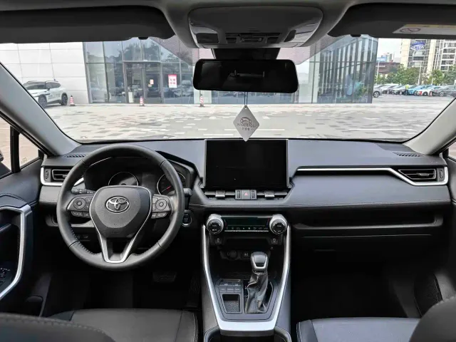 Toyota Wildlander — Фото автомобиля 7