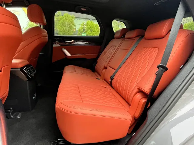 BYD Tang — Фото автомобиля 6