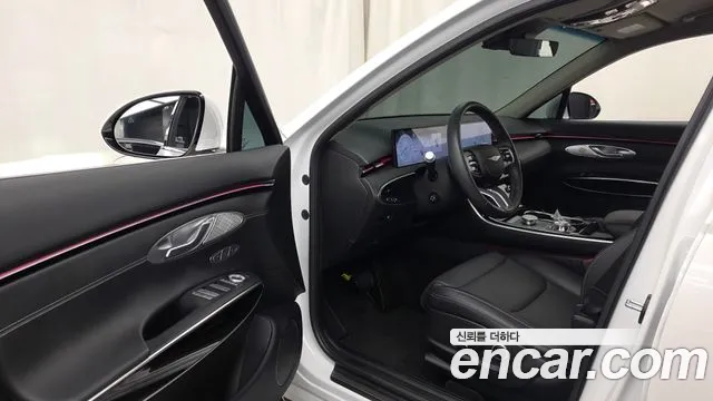 Genesis GV70 — Фото автомобиля 10
