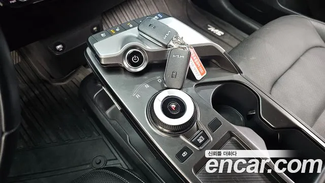 Kia EV6 — Фото автомобиля 9