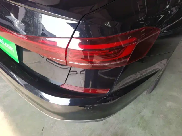 Volkswagen Passat — Фото автомобиля 7