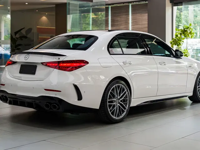 Mercedes-Benz C-Class AMG — Фото автомобиля 24