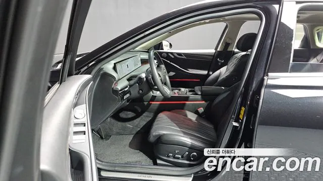 Genesis G80 Бензин 3.5 турбо AWD — Фото автомобиля 10