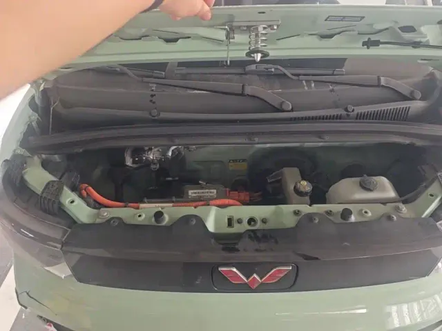 Wuling Hongguang Mini EV — Фото автомобиля 16