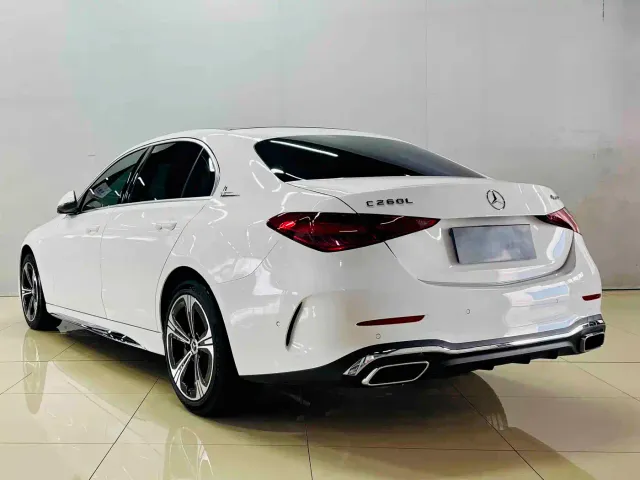 Mercedes-Benz C-Class — Фото автомобиля 8
