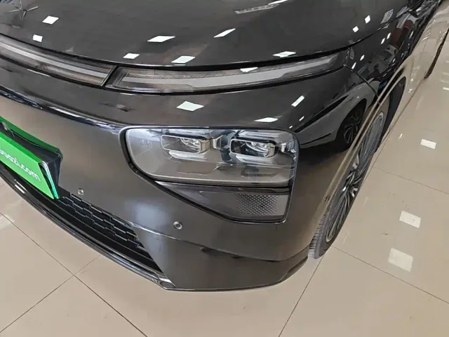 Xpeng G9 — Фото автомобиля 23