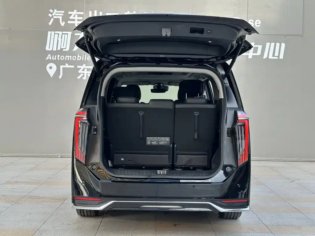 GAC Trumpchi Trumpchi M8 2024 Master Series 400T Ultimate Edition — Фото автомобиля 16