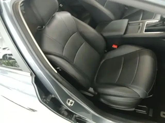 Roewe i5 — Фото автомобиля 24
