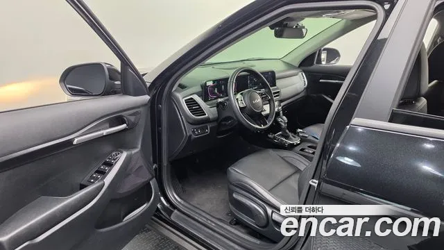 Kia Seltos Бензин 1.6 турбо 2WD — Фото автомобиля 10