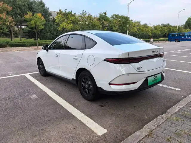 BYD Qin PLUS — Фото автомобиля 7