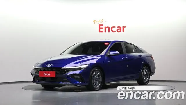 Фотография автомобиля — Hyundai Avante CN7