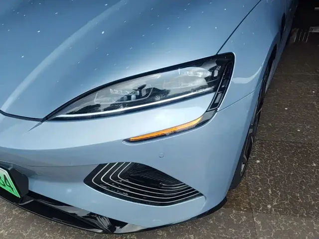 BYD Seal — Фото автомобиля 23
