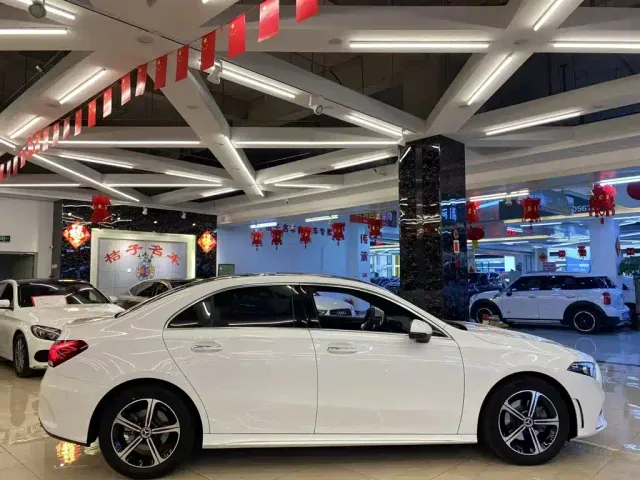 Mercedes-Benz A-Class — Фото автомобиля 6