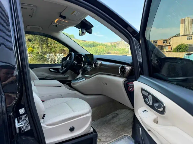 Mercedes-Benz V-Class — Фото автомобиля 5