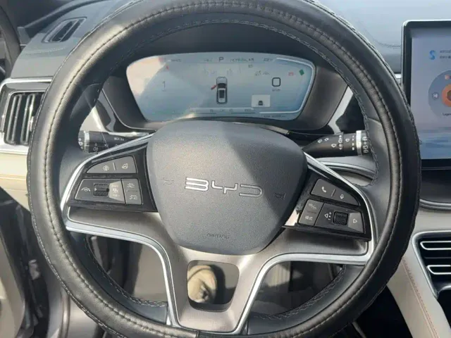 BYD Song PLUS — Фото автомобиля 3