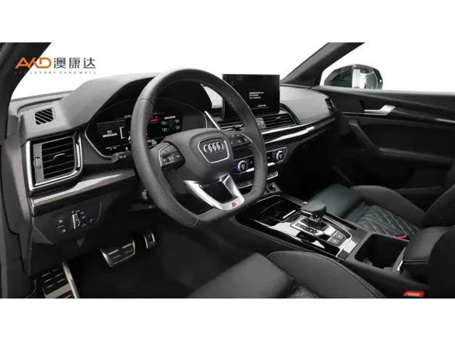 Audi SQ5 — Фото автомобиля 6