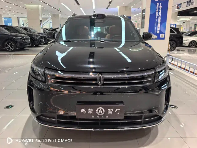 Aito M7 — Фото автомобиля 2