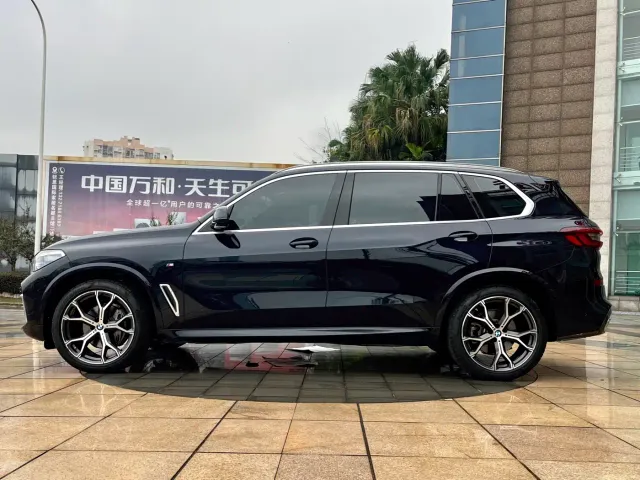 BMW X5 — Фото автомобиля 22