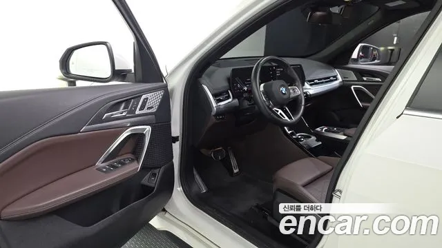 BMW X1 U11 — Фото автомобиля 10