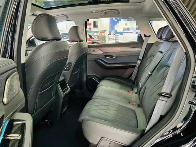 Jetour X90 C-DM — Фото автомобиля 9