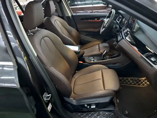 BMW X1 — Фото автомобиля 24