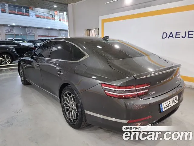 Genesis G80 Бензин 2.5 турбо AWD — Фото автомобиля 5