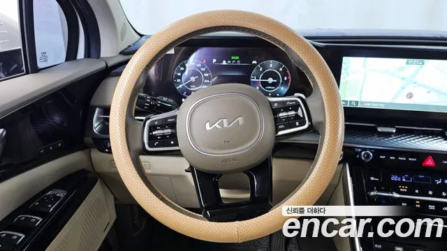 Kia Carnival Generation 4 — Фото автомобиля 19