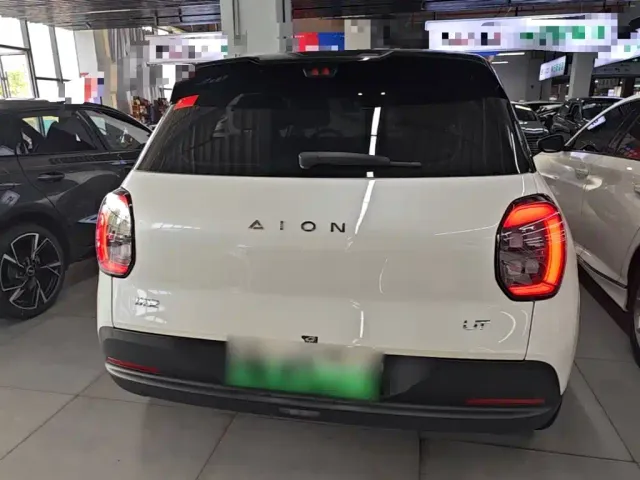 GAC Aion UT — Фото автомобиля 5