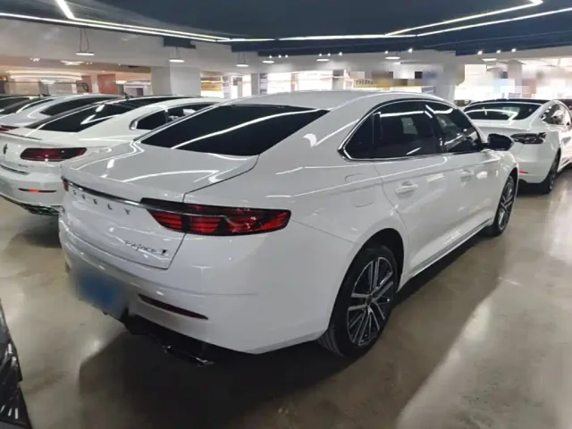 Geely Xingrui — Фото автомобиля 6
