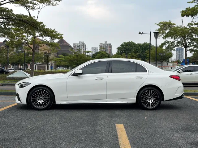 Mercedes-Benz C-Class — Фото автомобиля 7