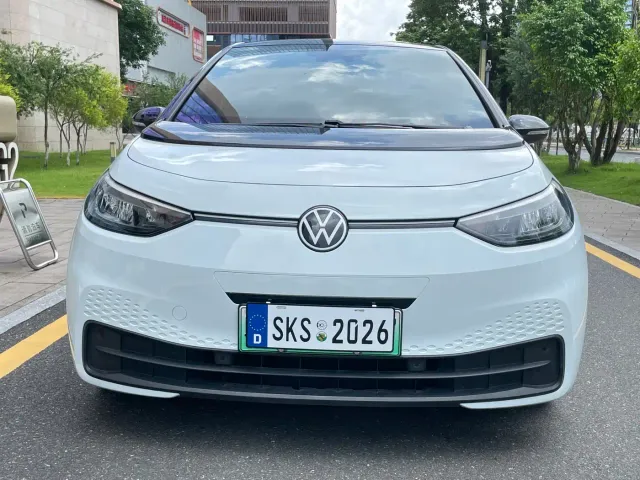 Volkswagen ID.3 — Фото автомобиля 2