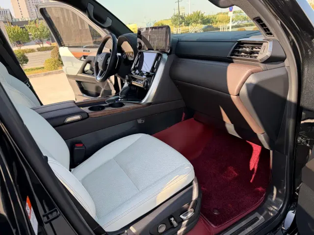 Lexus LX — Фото автомобиля 17