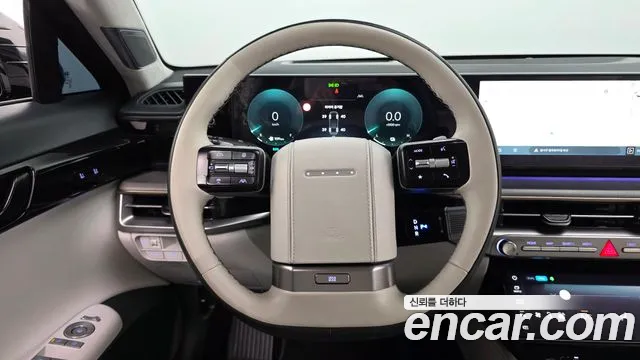 Hyundai Grandeur GN7 — Фото автомобиля 13
