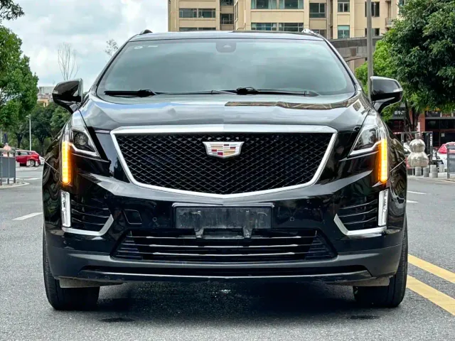 Cadillac XT5 — Фото автомобиля 2