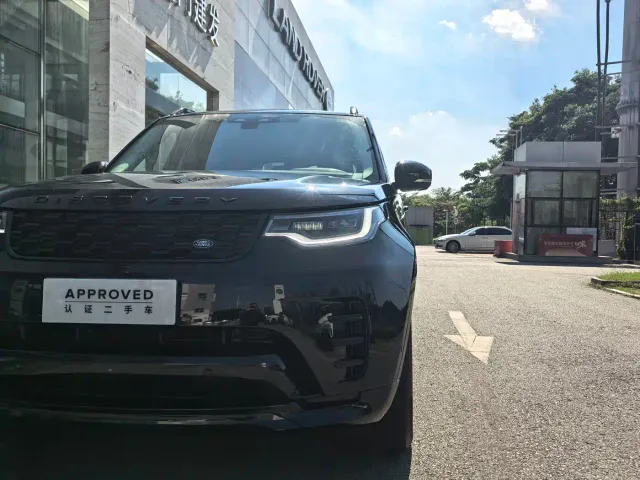Land Rover Discovery — Фото автомобиля 2