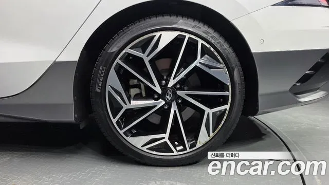 Hyundai Ioniq6 — Фото автомобиля 15