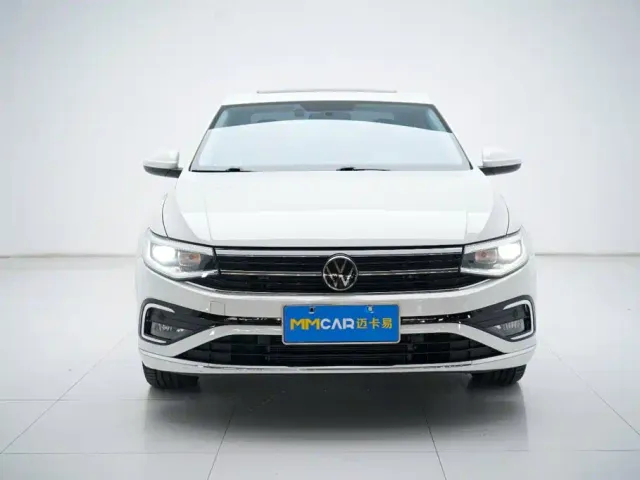 Volkswagen Bora — Фото автомобиля 2