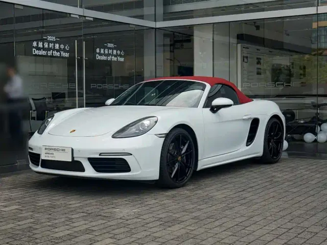 Фотография автомобиля — Porsche 718