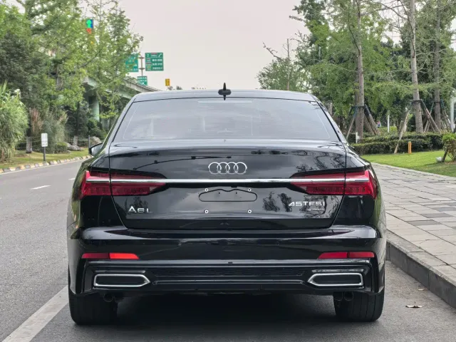 Audi A6L — Фото автомобиля 5