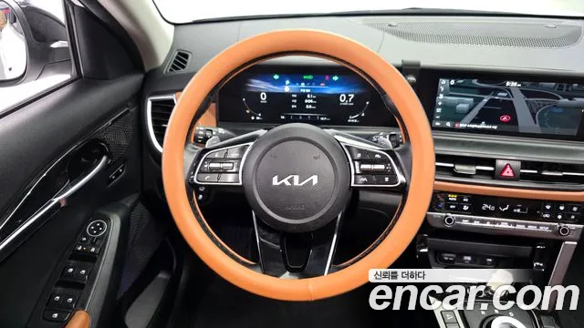 Kia Seltos — Фото автомобиля 19