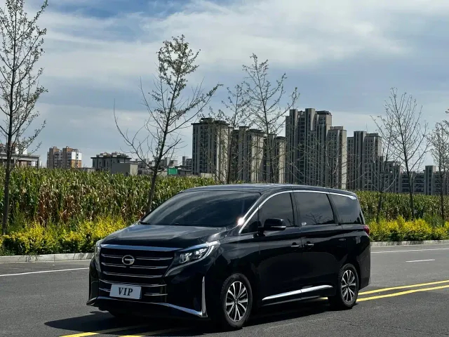 Фотография автомобиля — GAC Trumpchi M8
